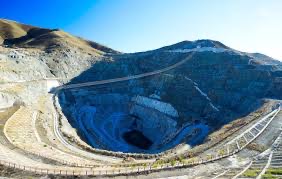 Mine de terres rares à Xinjiang, en Chine